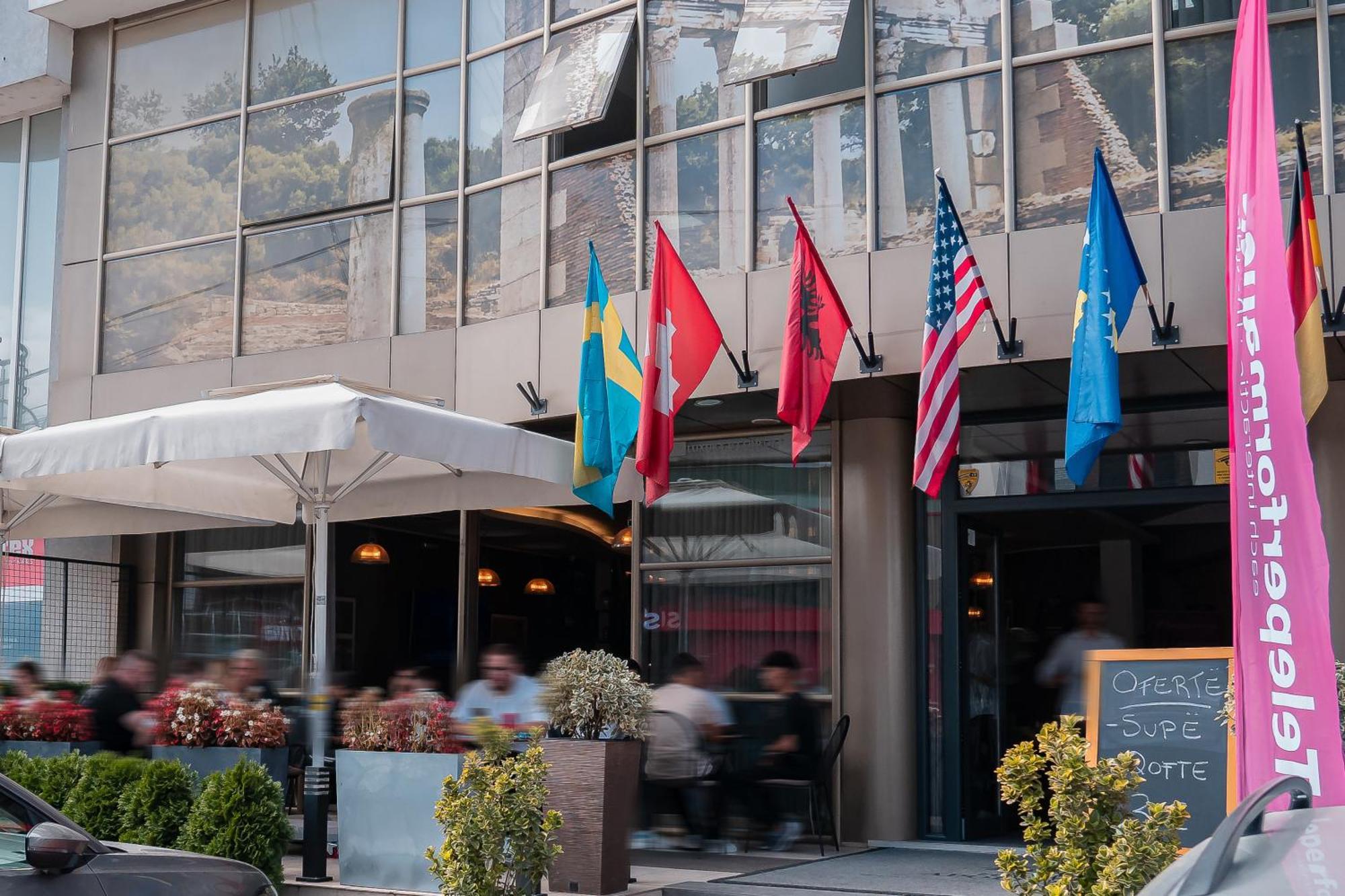 Apollonia Hotel Gjakova Luaran gambar