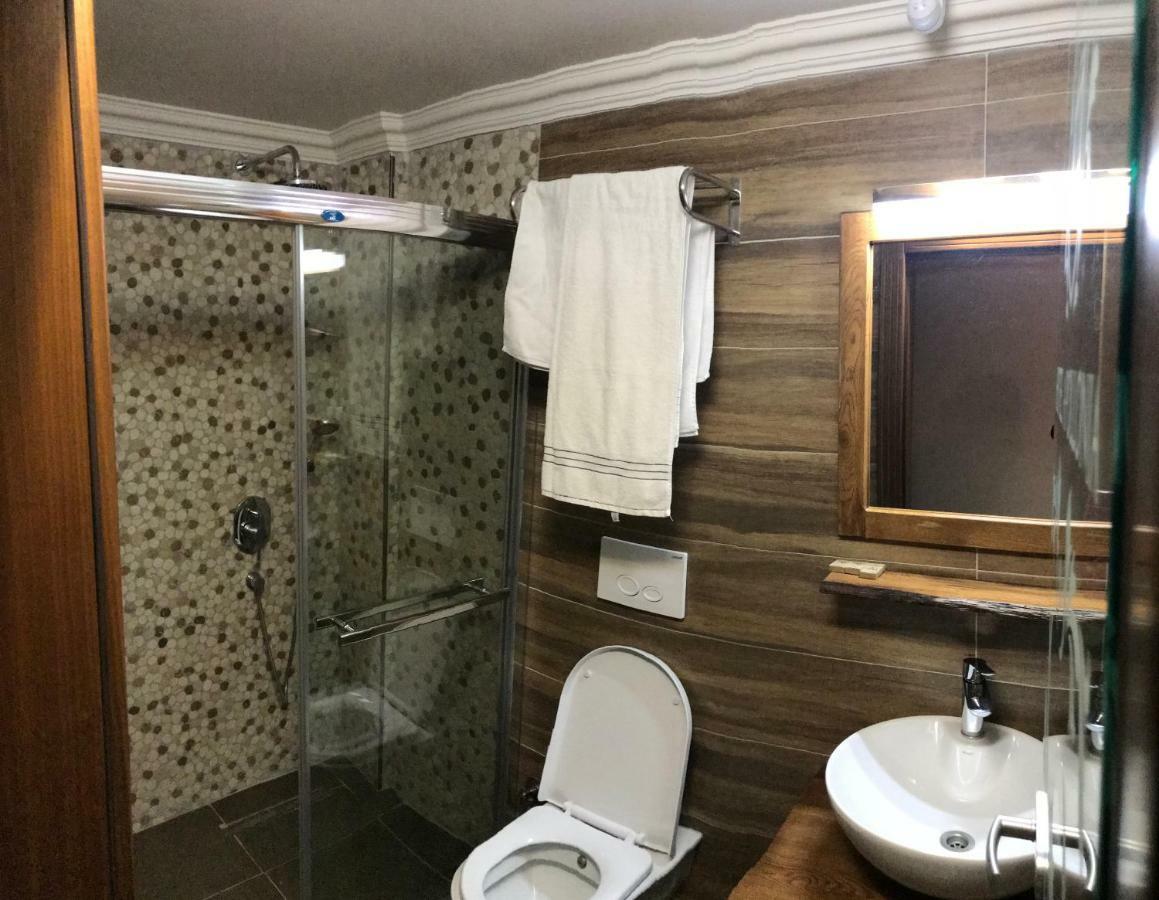 Apollonia Hotel Gjakova Luaran gambar