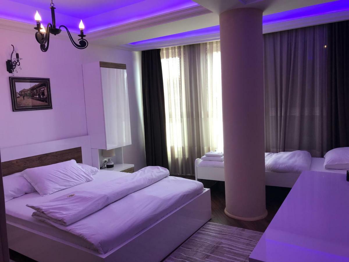 Apollonia Hotel Gjakova Luaran gambar